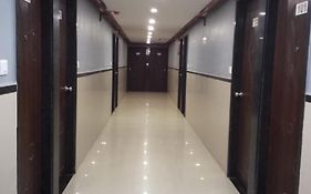 Infinity Rooms D-Mart